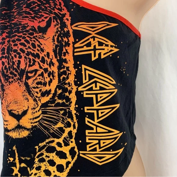 Def Leppard Cheetah Graphic One Shoulder Tee Various Sizes New With Tags - Picture 5 of 11